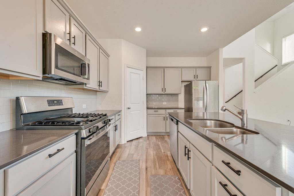 1309 Canuela Way Justin TX 76247
