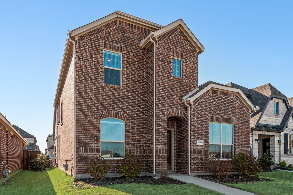 1309 Canuela Way Justin TX 76247