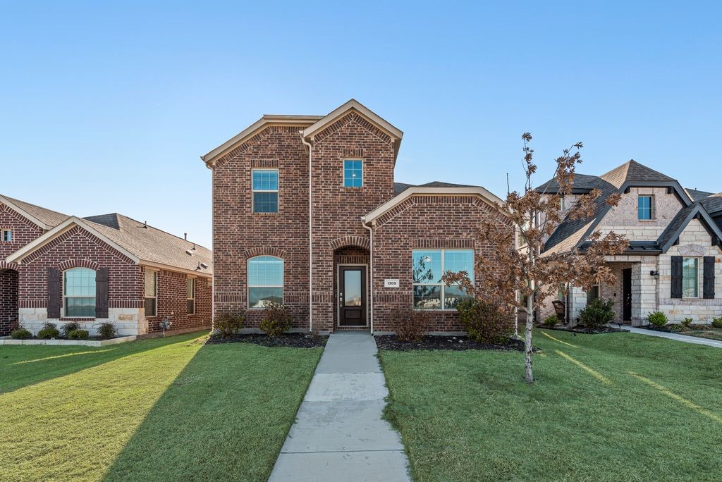 1309 Canuela Way Justin TX 76247
