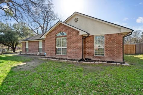 1301 Elmwood Avenue Corsicana TX 75110