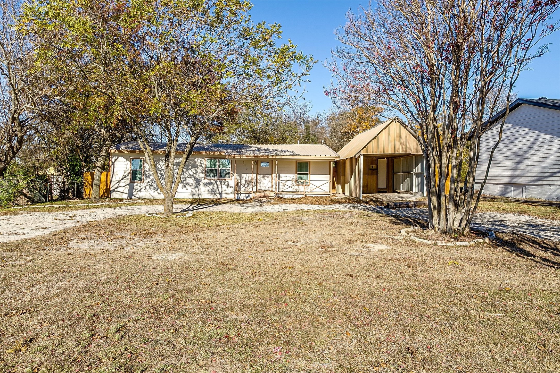 313 N Main Street Godley TX 76044