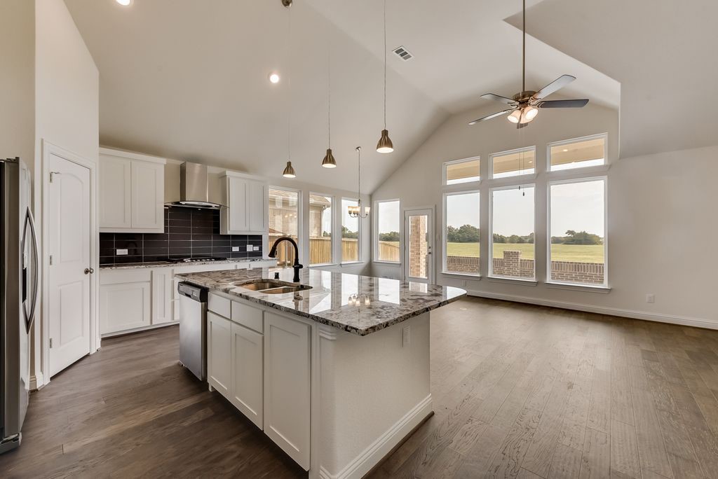 306 Gleneagles Drive Garland TX 75040