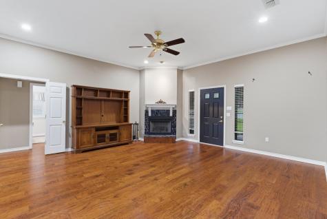7512 Woodland Drive Alvarado TX 76009