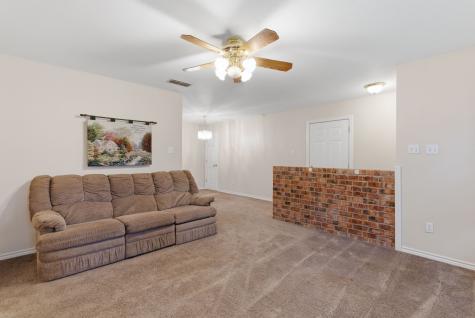 7512 Woodland Drive Alvarado TX 76009