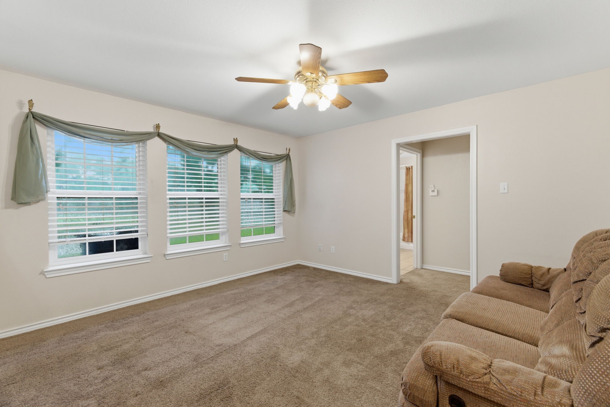 7512 Woodland Drive Alvarado TX 76009