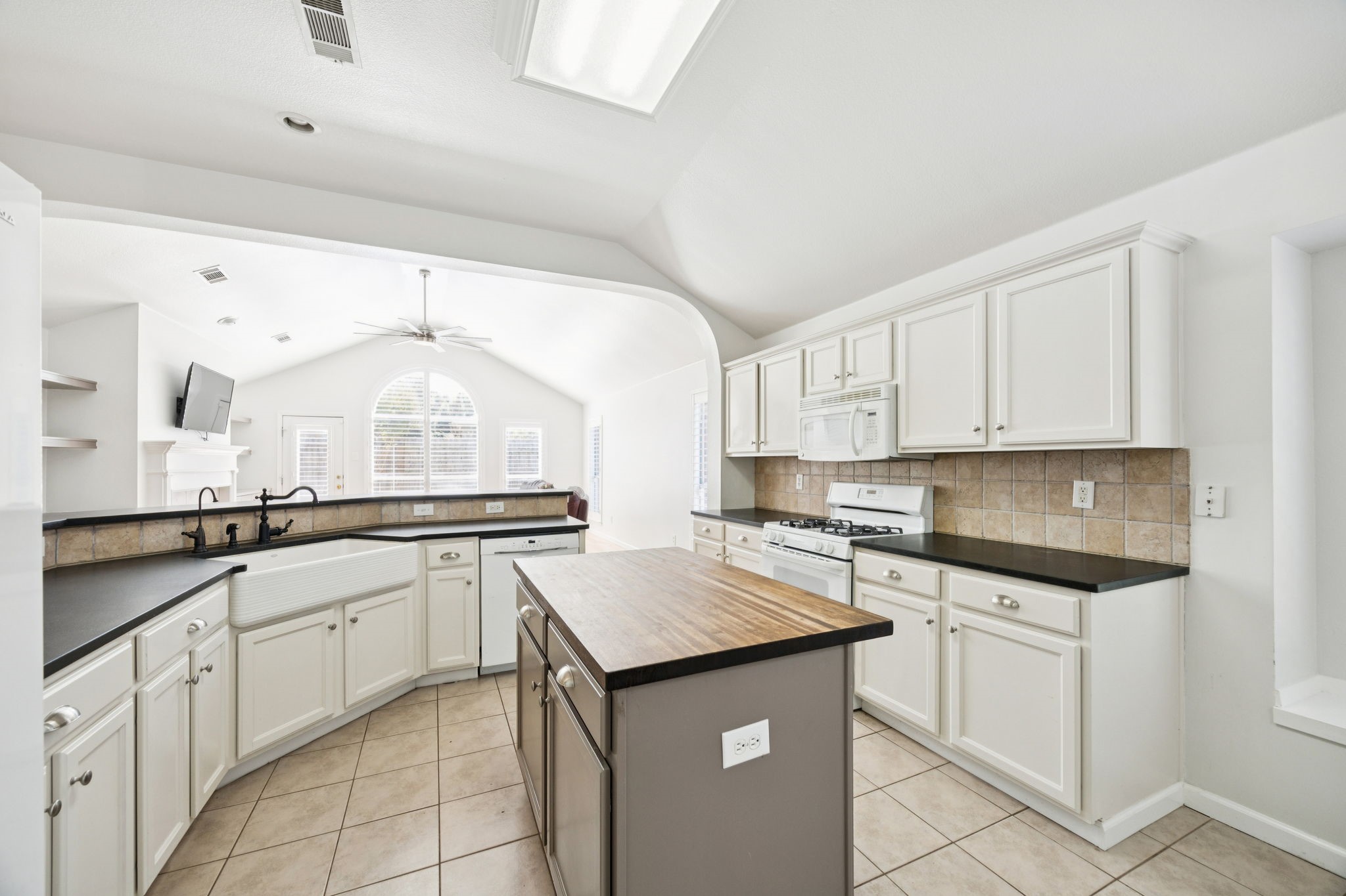 3012 Mason Avenue Corinth TX 76210