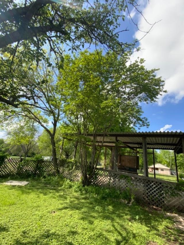 519 Berke Street Newark TX 76071