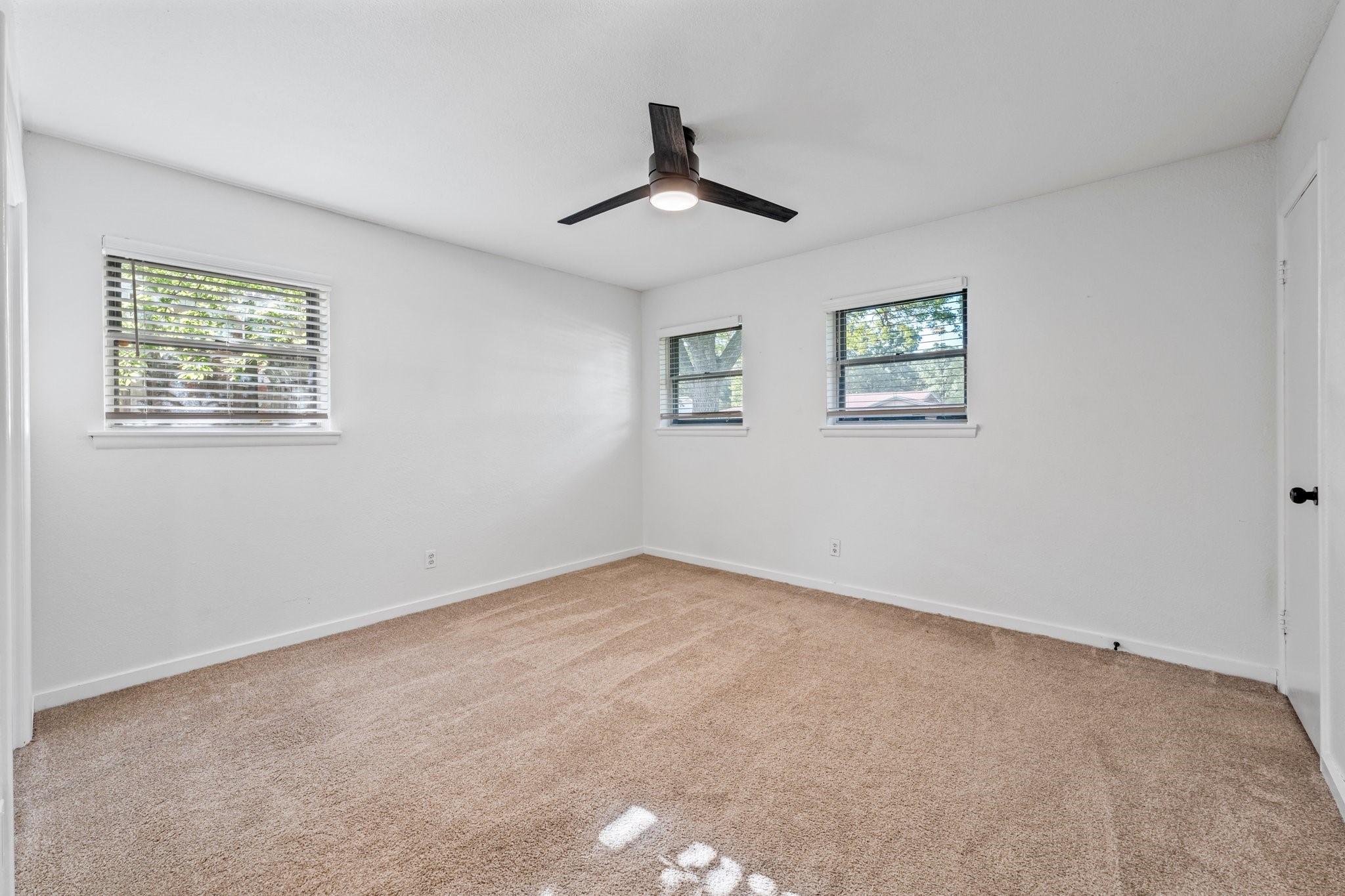 600 Circleview Drive N Hurst TX 76054