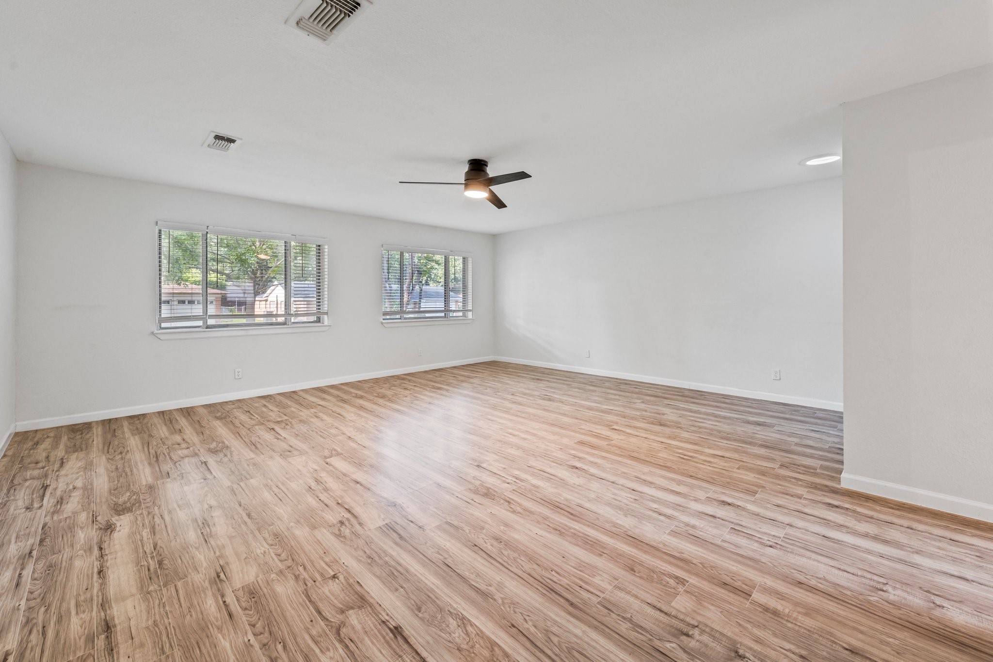 600 Circleview Drive N Hurst TX 76054