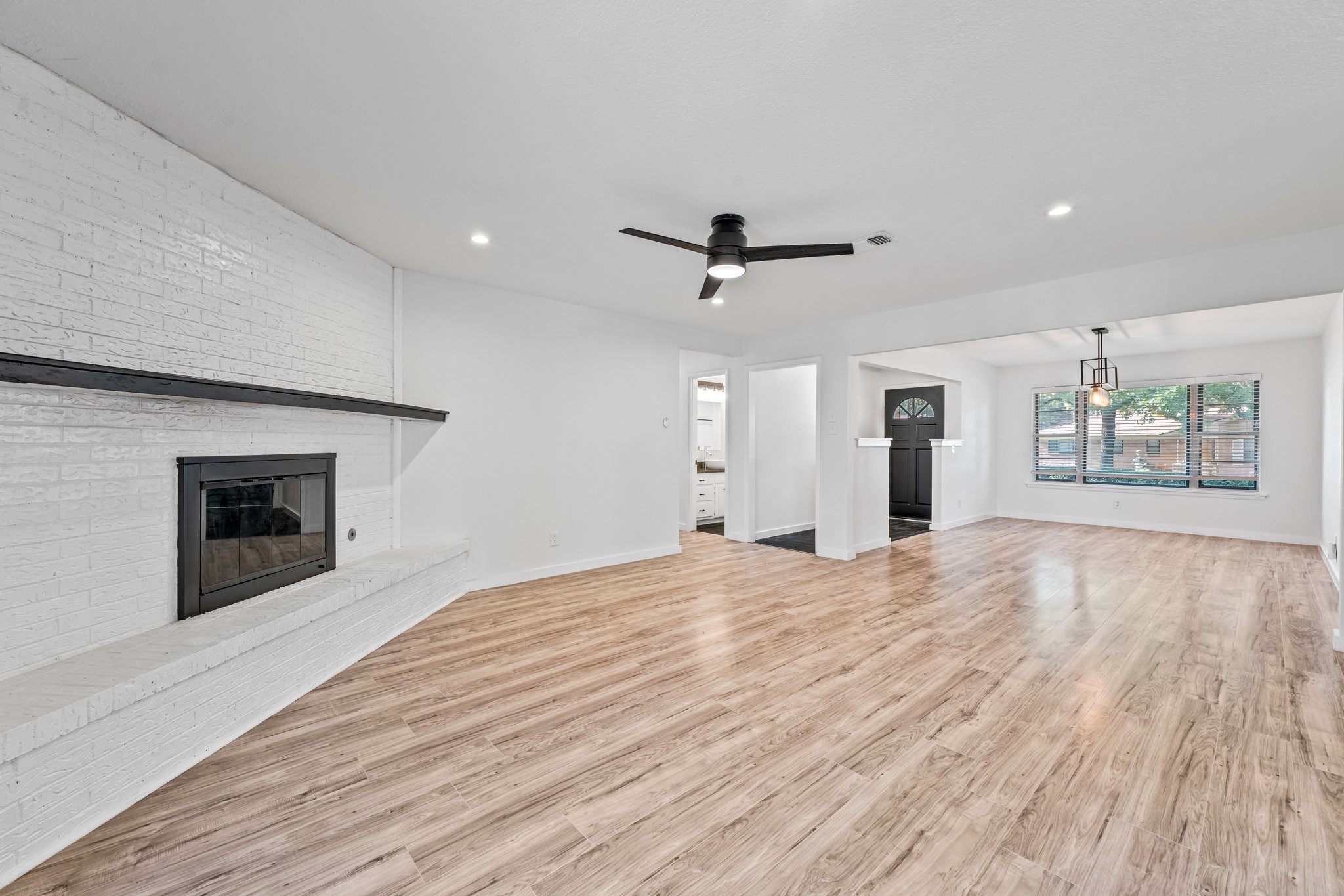 600 Circleview Drive N Hurst TX 76054
