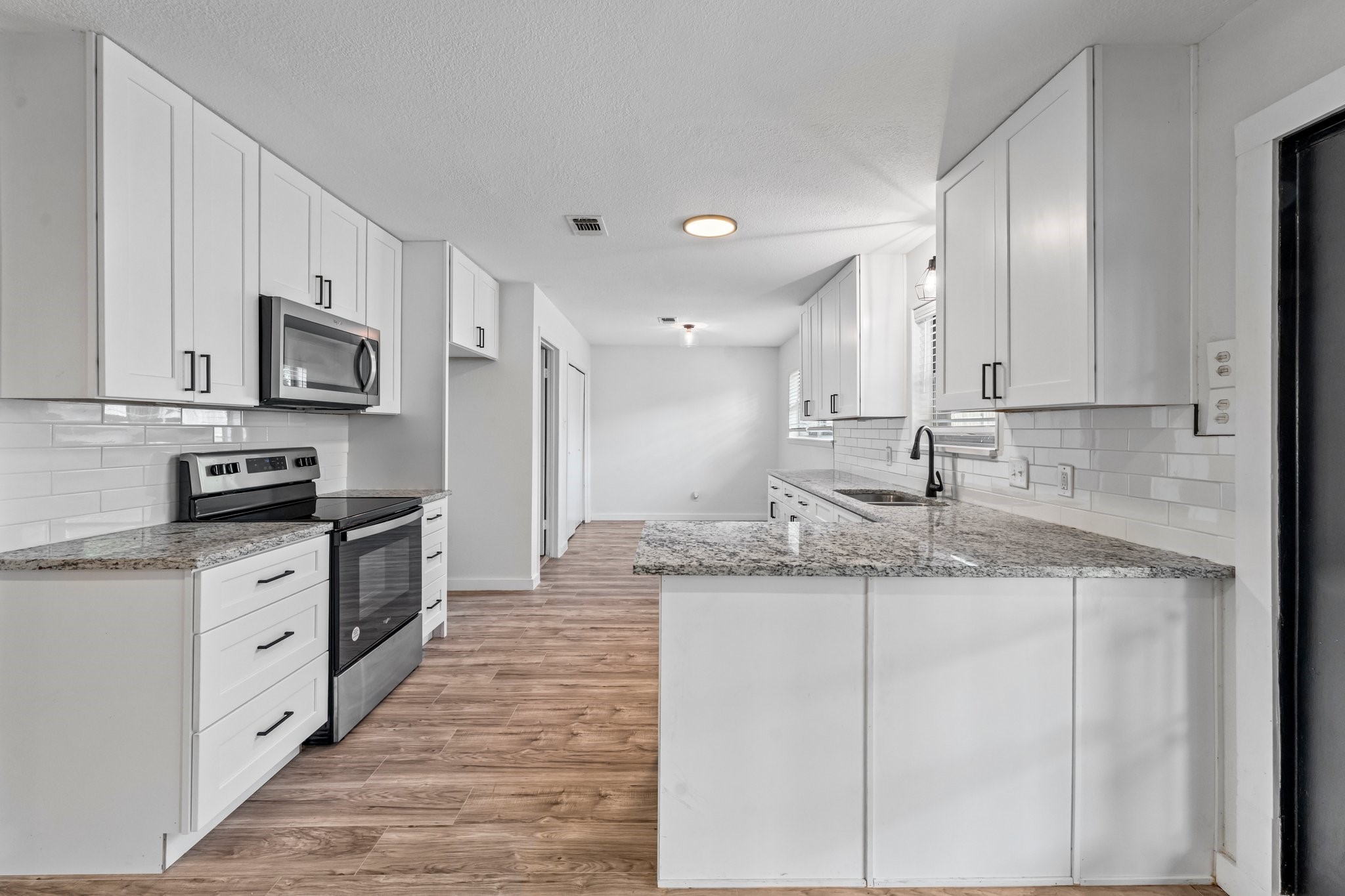 600 Circleview Drive N Hurst TX 76054