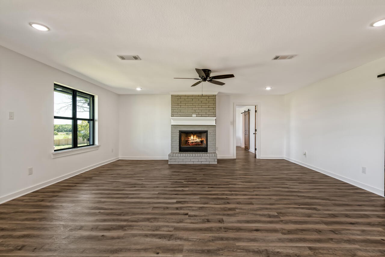 4864 S Hwy 77 Highway Lorena TX 76655