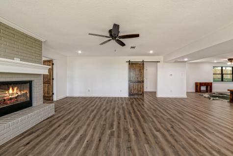 4864 S Hwy 77 Highway Lorena TX 76655
