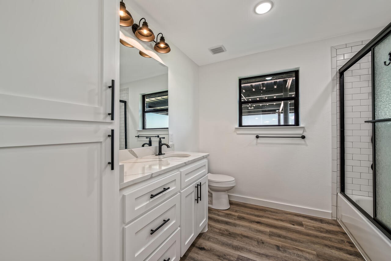 4864 S Hwy 77 Highway Lorena TX 76655