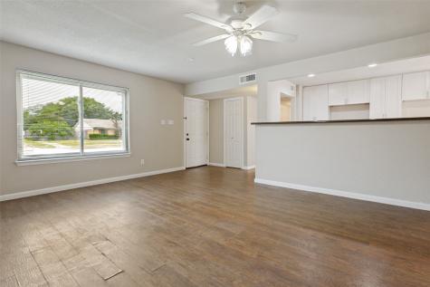1213 W Blanco Lane Garland TX 75040