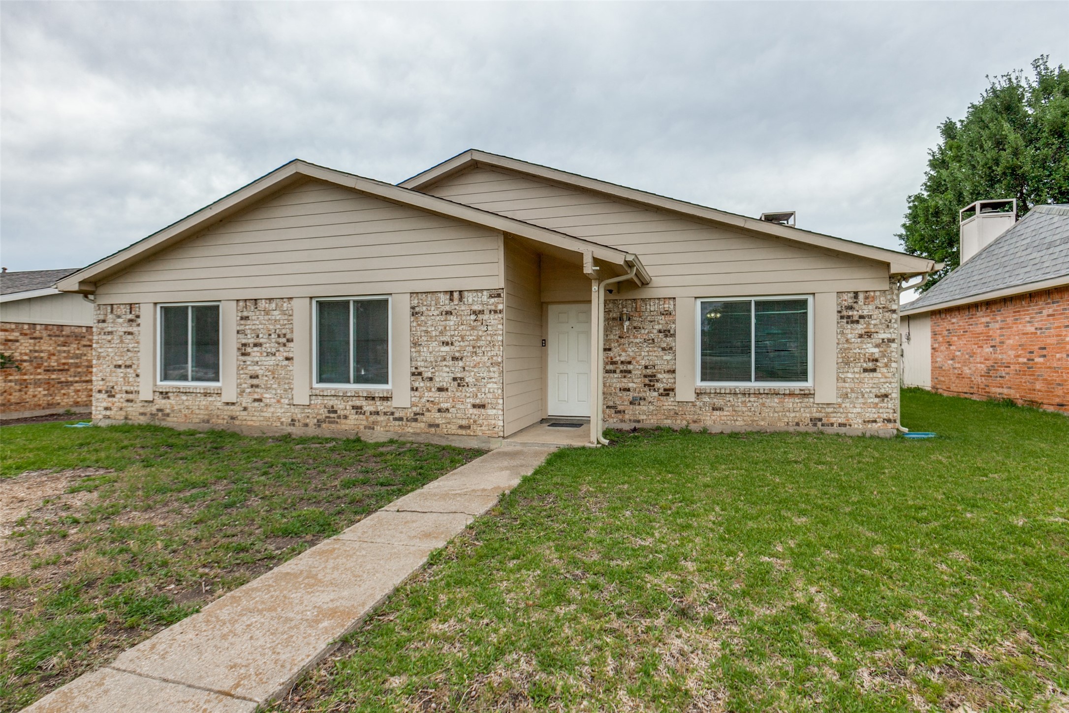 1213 Blanco Street W Garland TX 75040