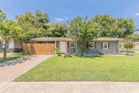 5800 Dennis Avenue Fort Worth TX 76114