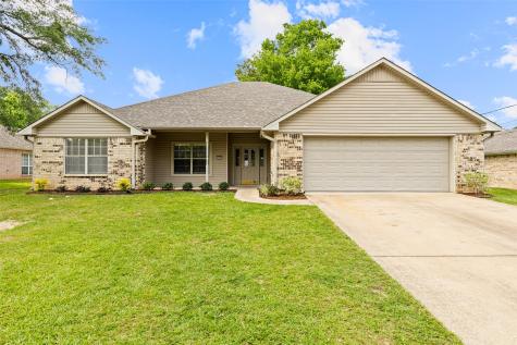 593 Briarwood Drive Gladewater TX 75647