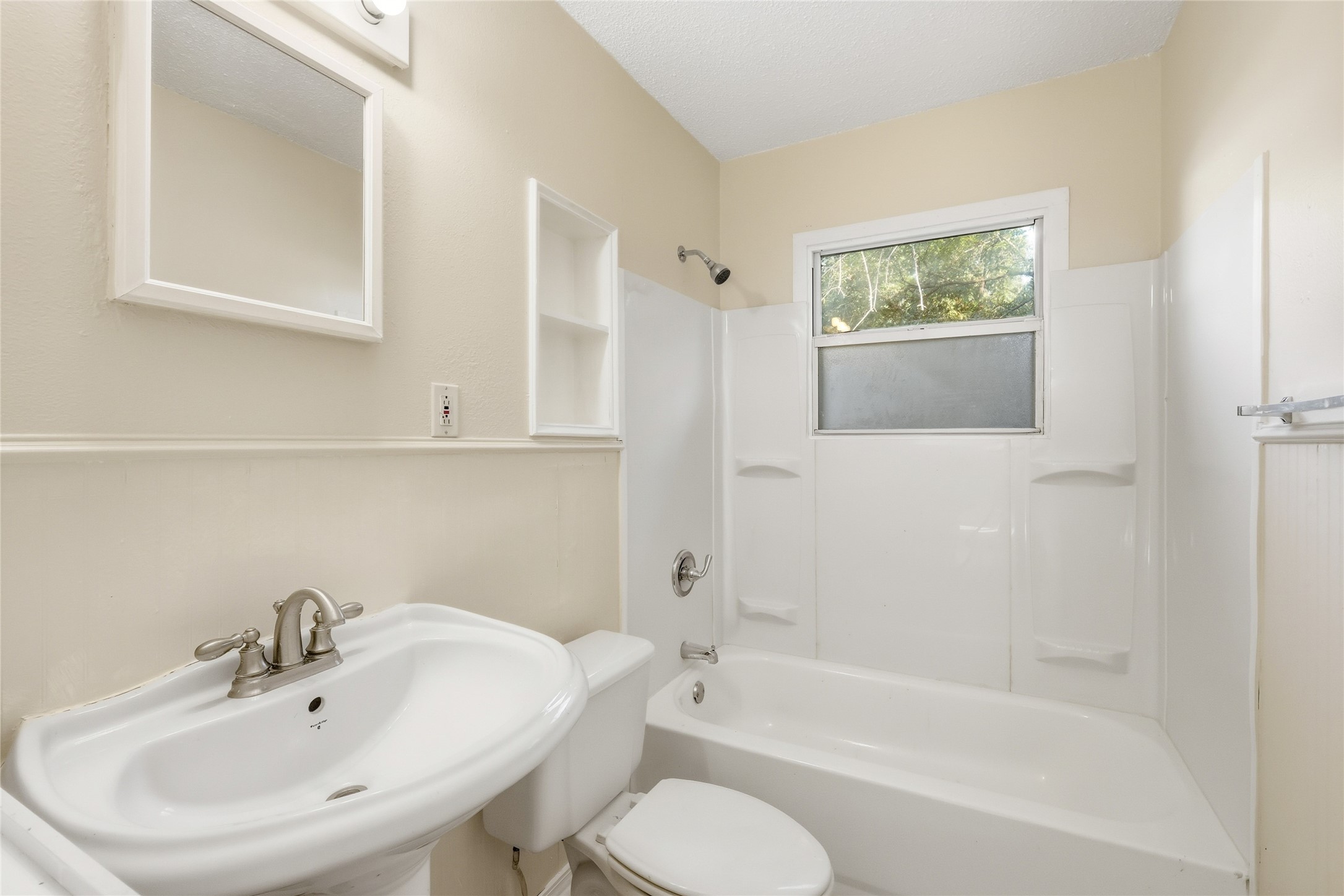 2625 Handley Drive Fort Worth TX 76112
