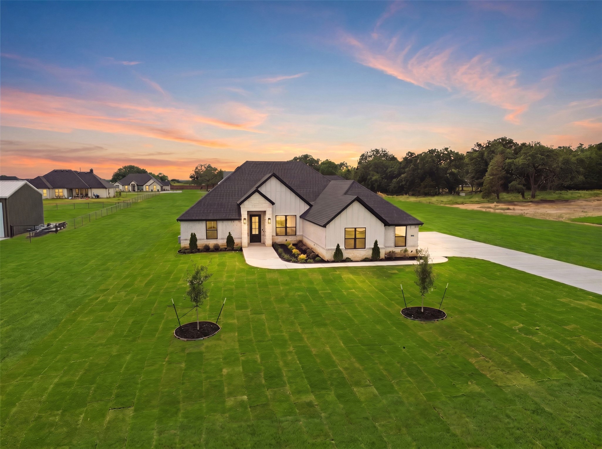 1041 Arbor Vista Drive Azle TX 76020