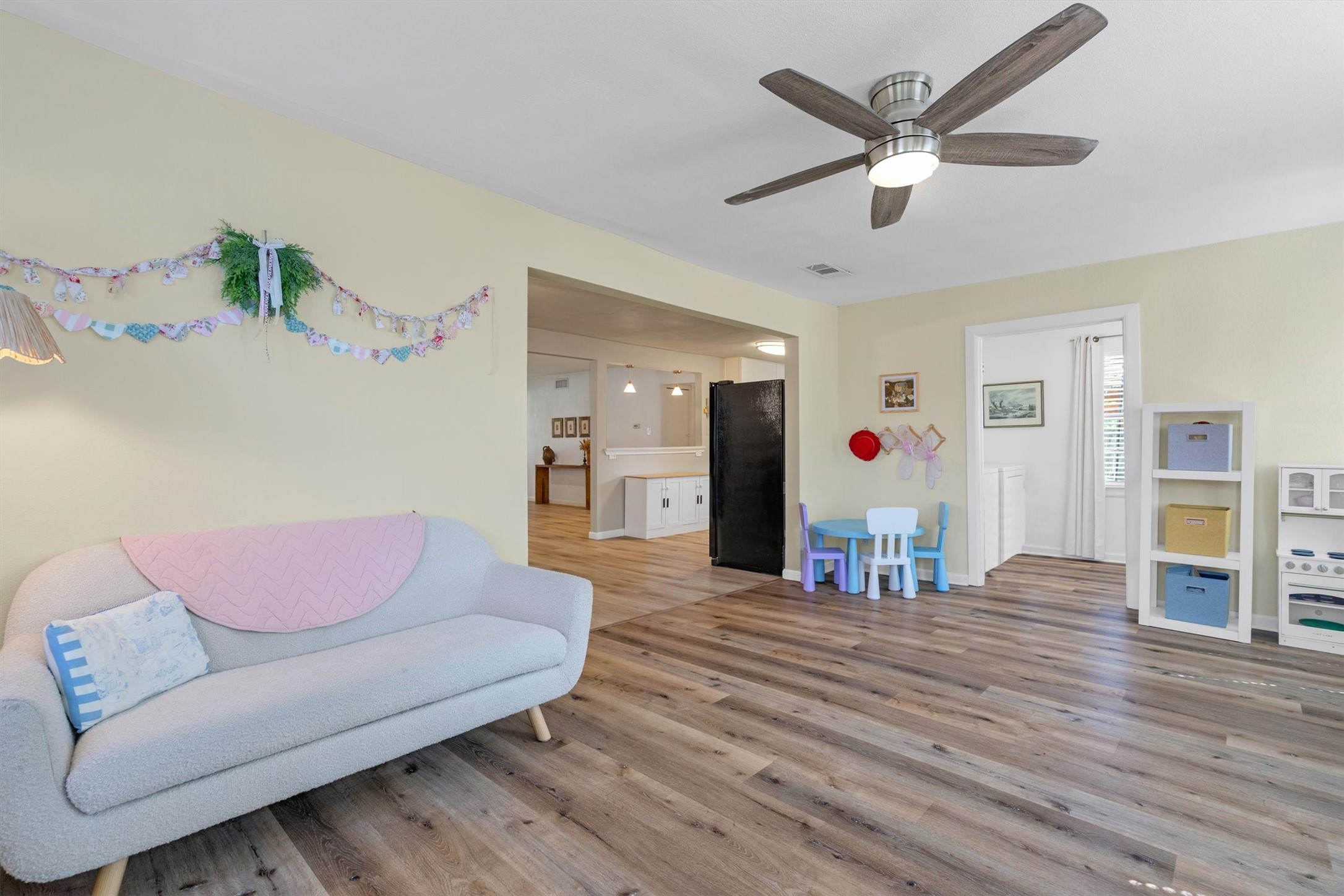 13416 Emeline Street Farmers Branch TX 75234