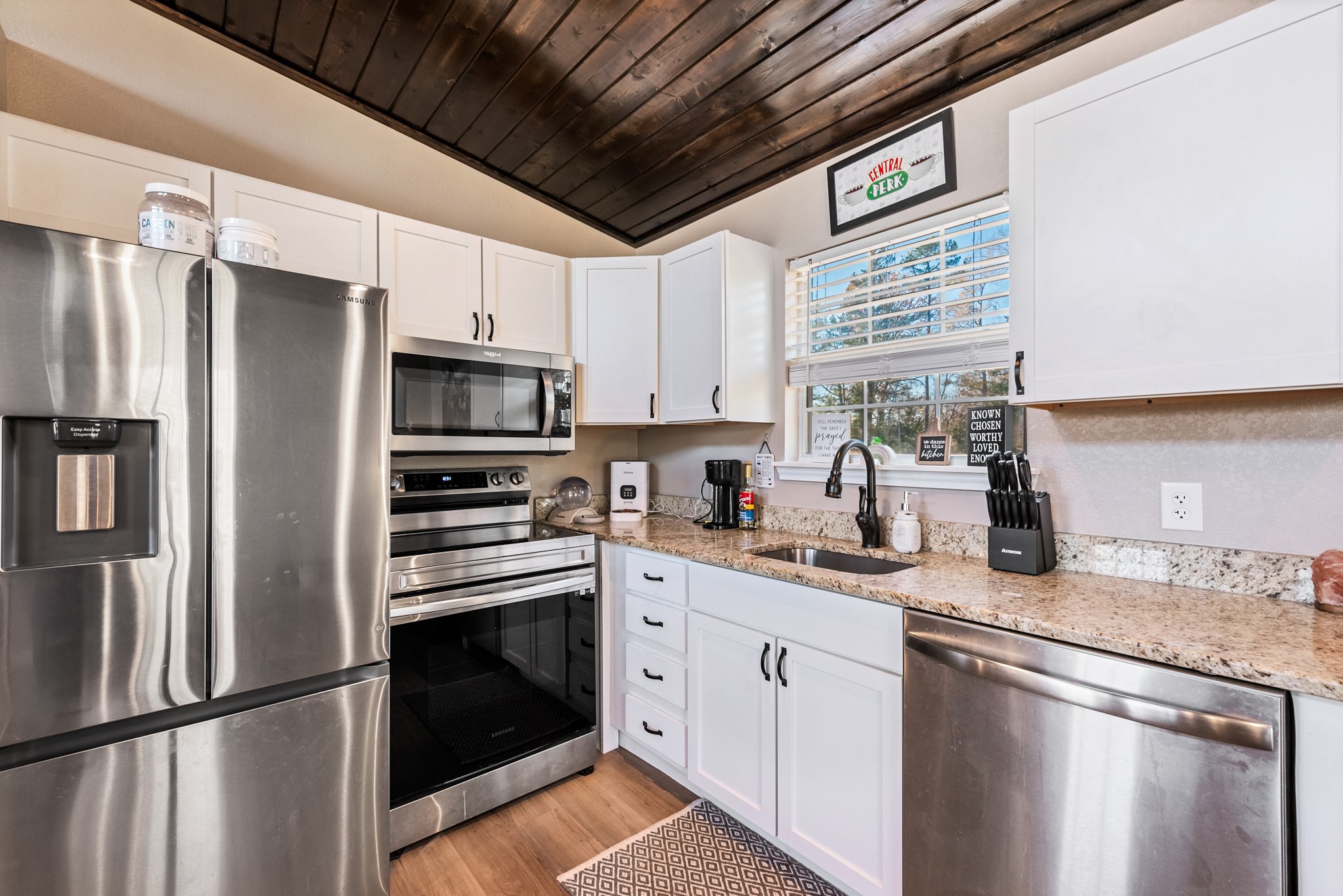 10794 County Road 334 Tyler TX 75708