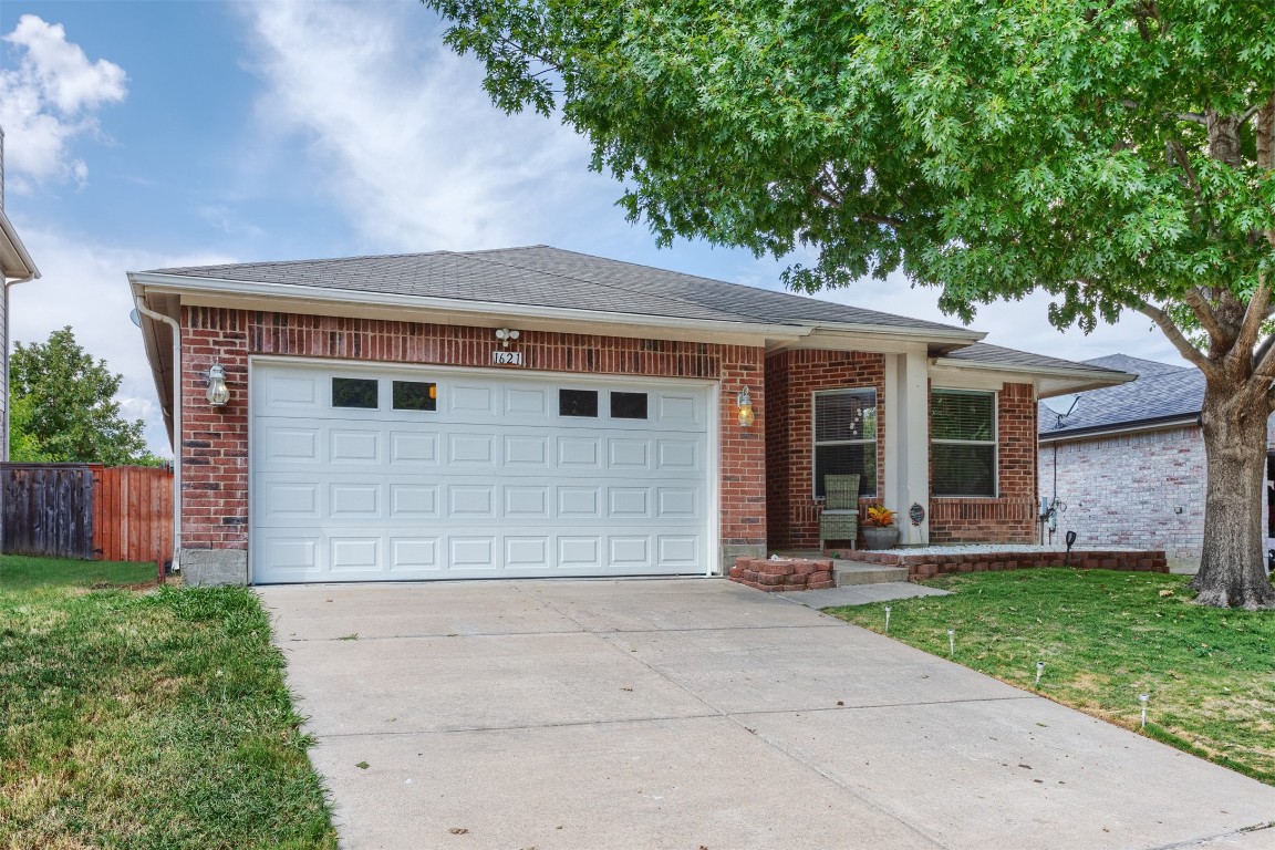 1621 Heatherknoll Lane Little Elm TX 75068
