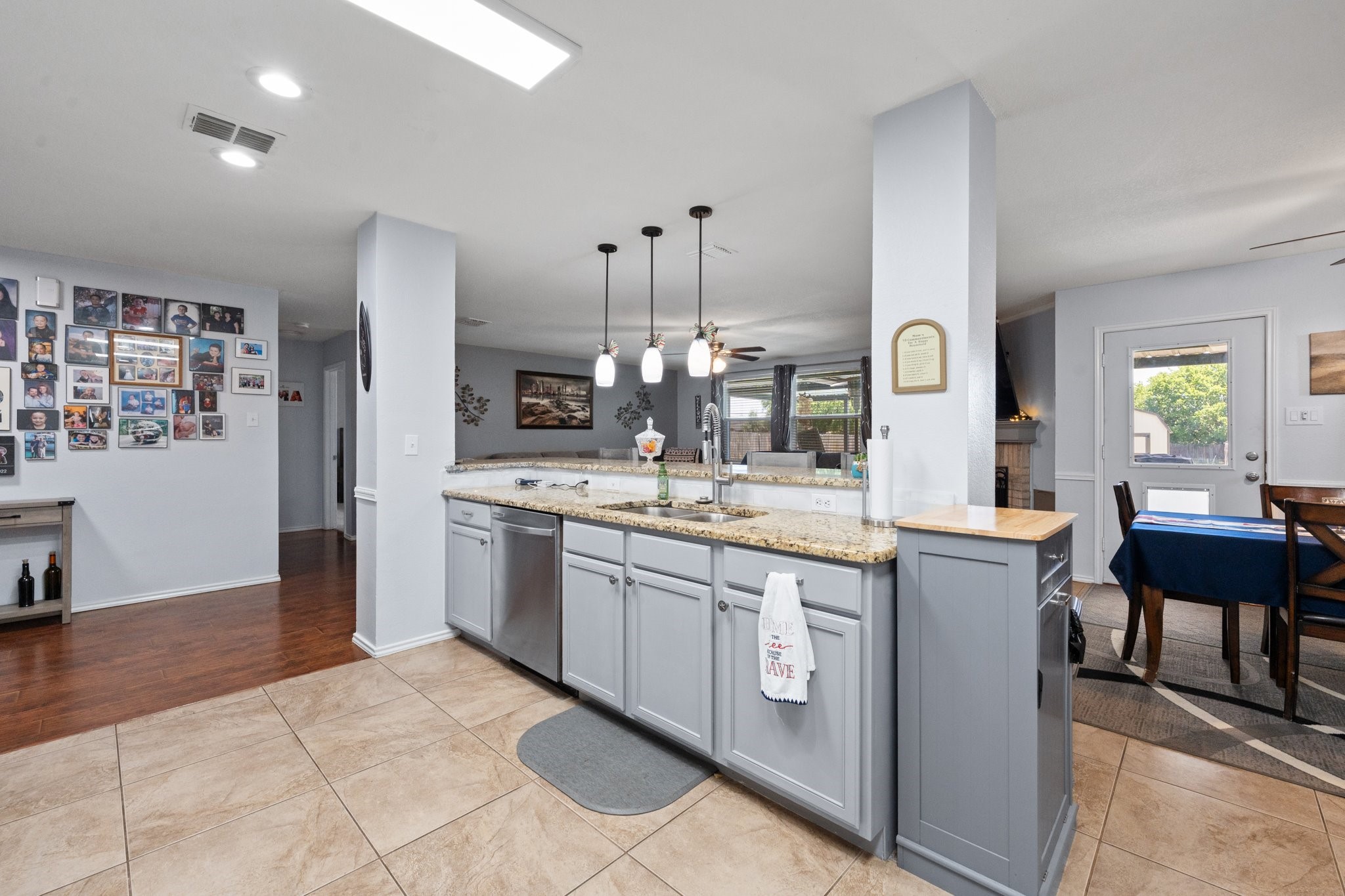 1208 Scarlet Sage Parkway Burleson TX 76028