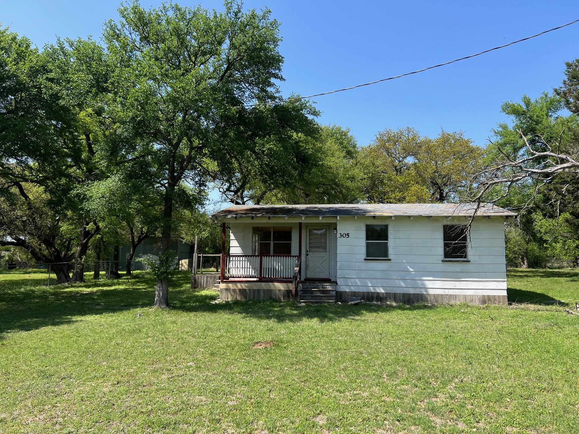 305 County Road 1607 Clifton TX 76634