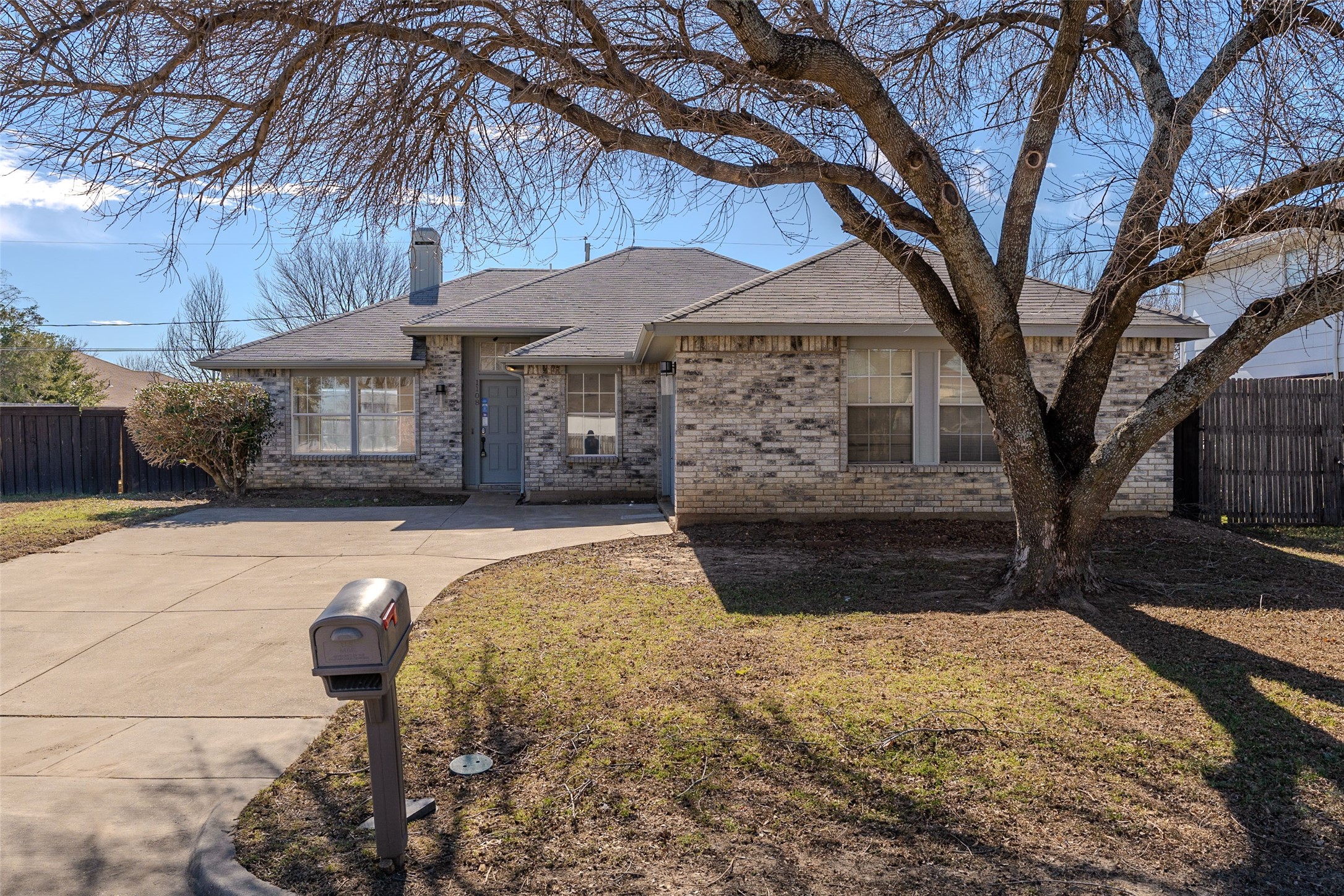 1108 Orangewood Lane Arlington TX 76001