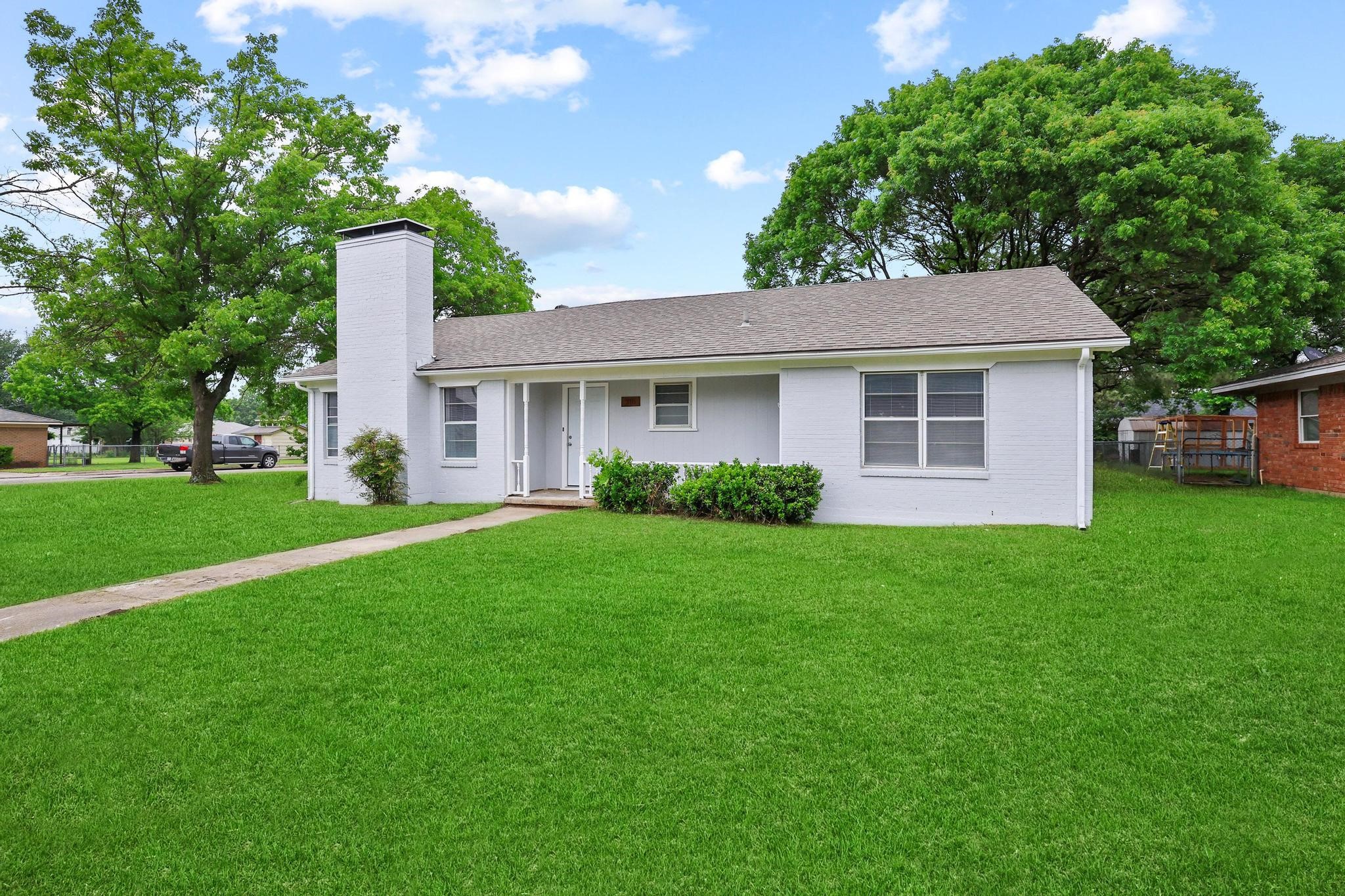 218 Texoma Drive Whitesboro TX 76273