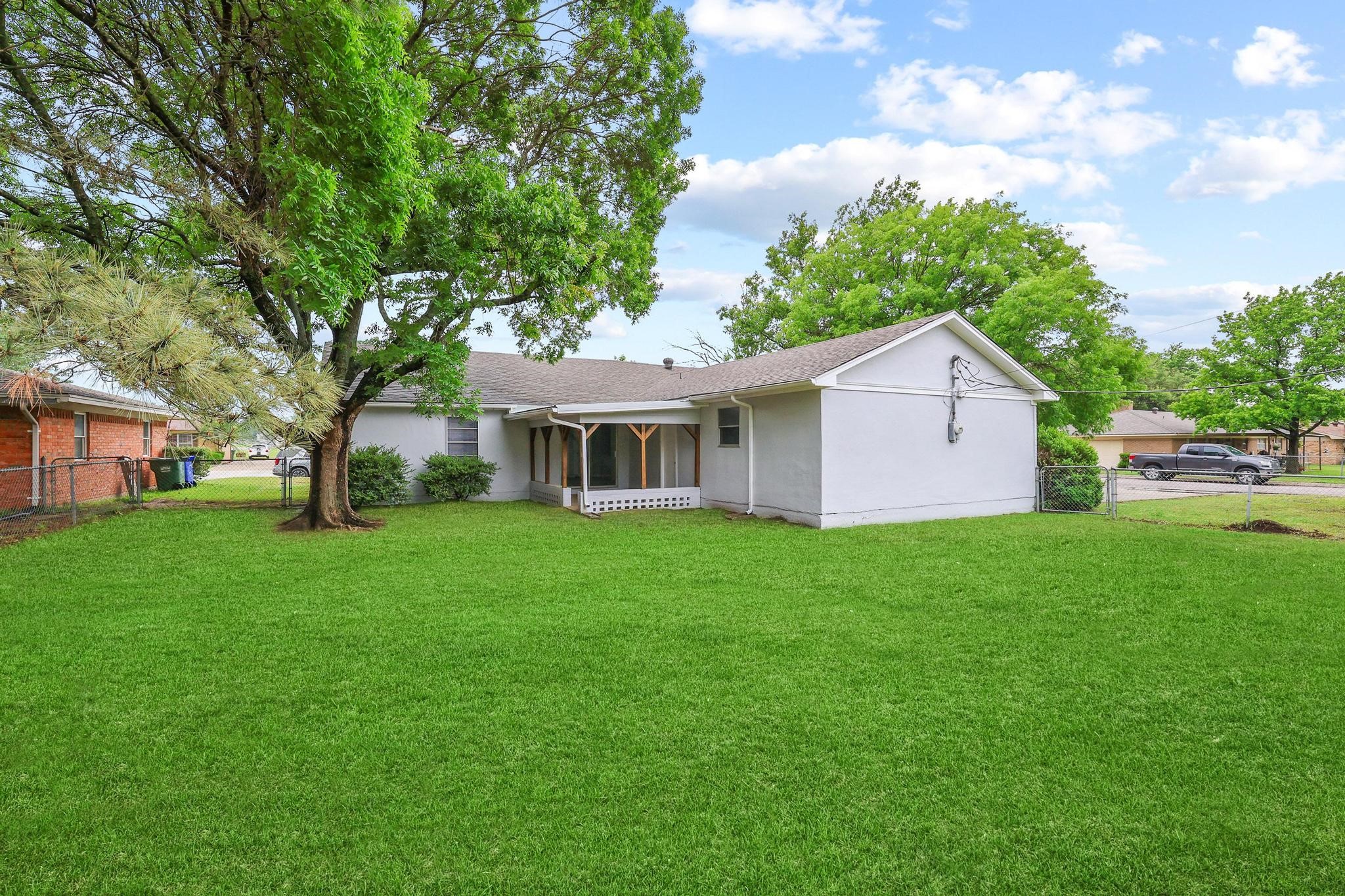 218 Texoma Drive Whitesboro TX 76273