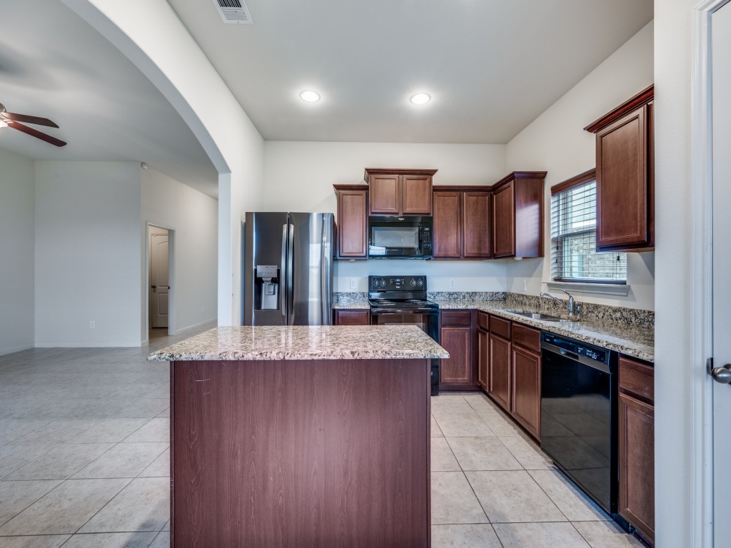 4104 Tower Bridge Lane Crowley TX 76036