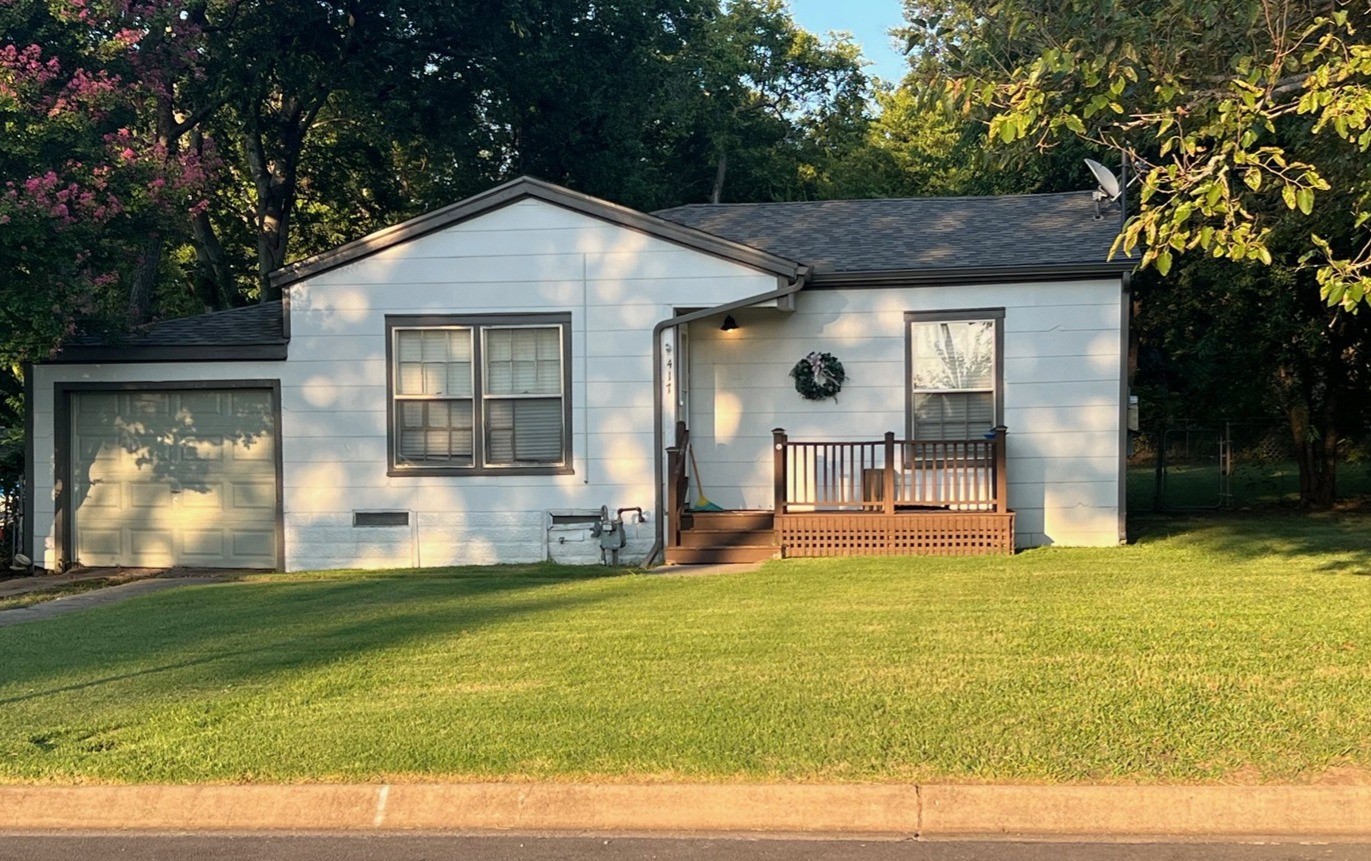 417 N Burdette Avenue Sherman TX 75090