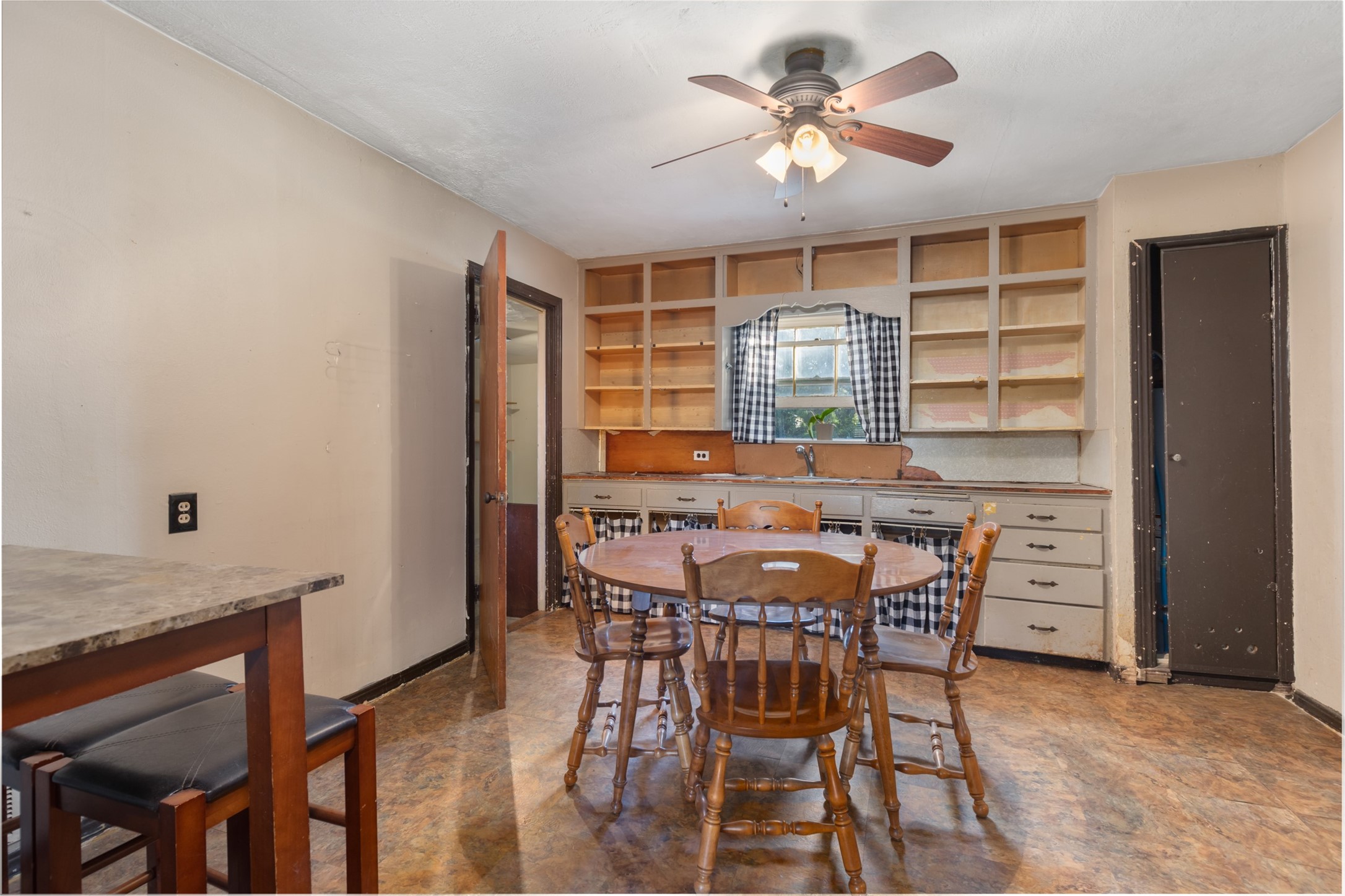 417 N Burdette Avenue Sherman TX 75090