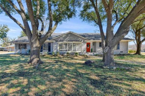 1011 Western Hills Drive Sherman TX 75092