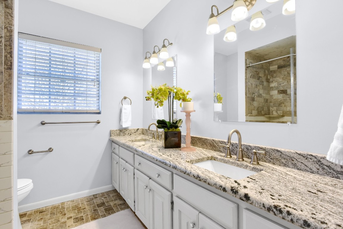 1011 Western Hills Drive Sherman TX 75092