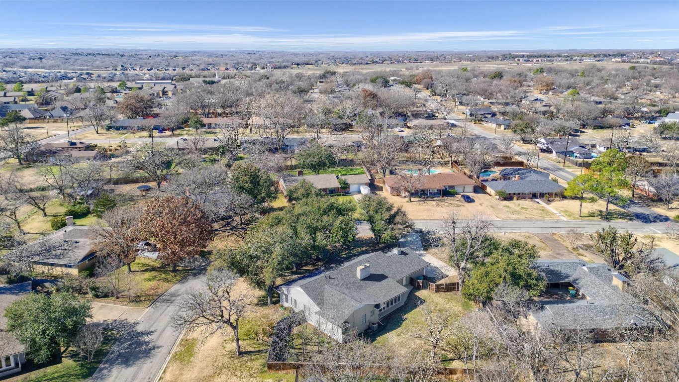 1011 Western Hills Drive Sherman TX 75092