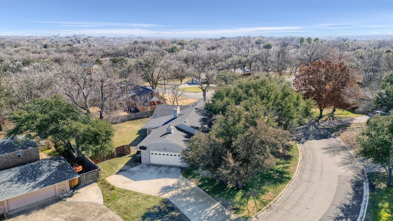 1011 Western Hills Drive Sherman TX 75092