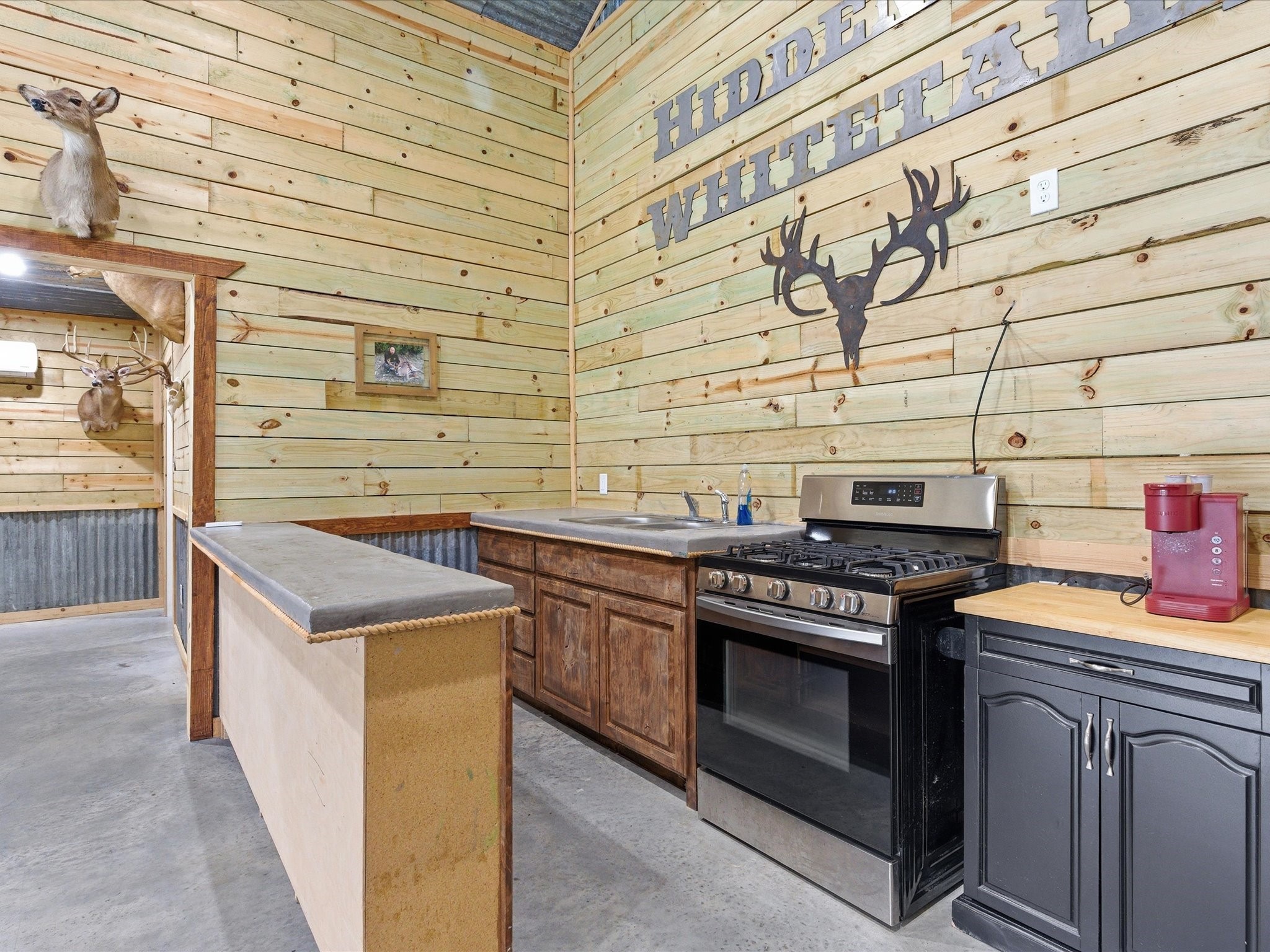 7601 Zion Hill Road Poolville TX 76487