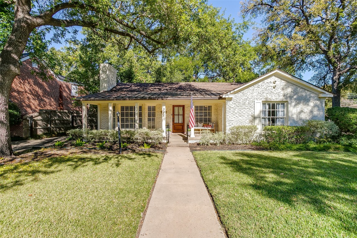 300 N Bailey Avenue Fort Worth TX 76107
