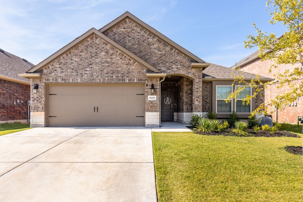 11004 Canyon Mine Drive Aubrey TX 76227