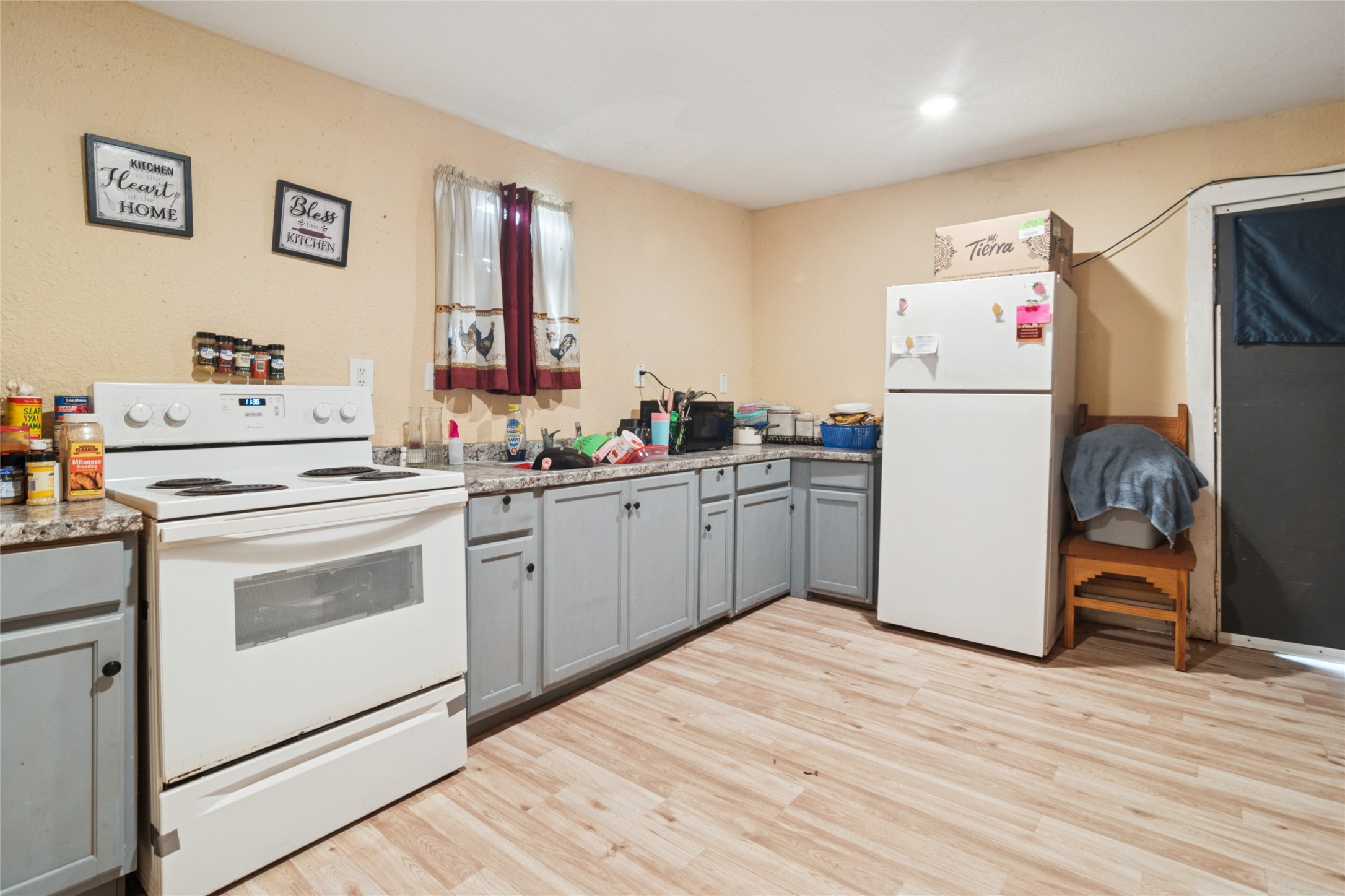 805 E 11th Street Kemp TX 75143