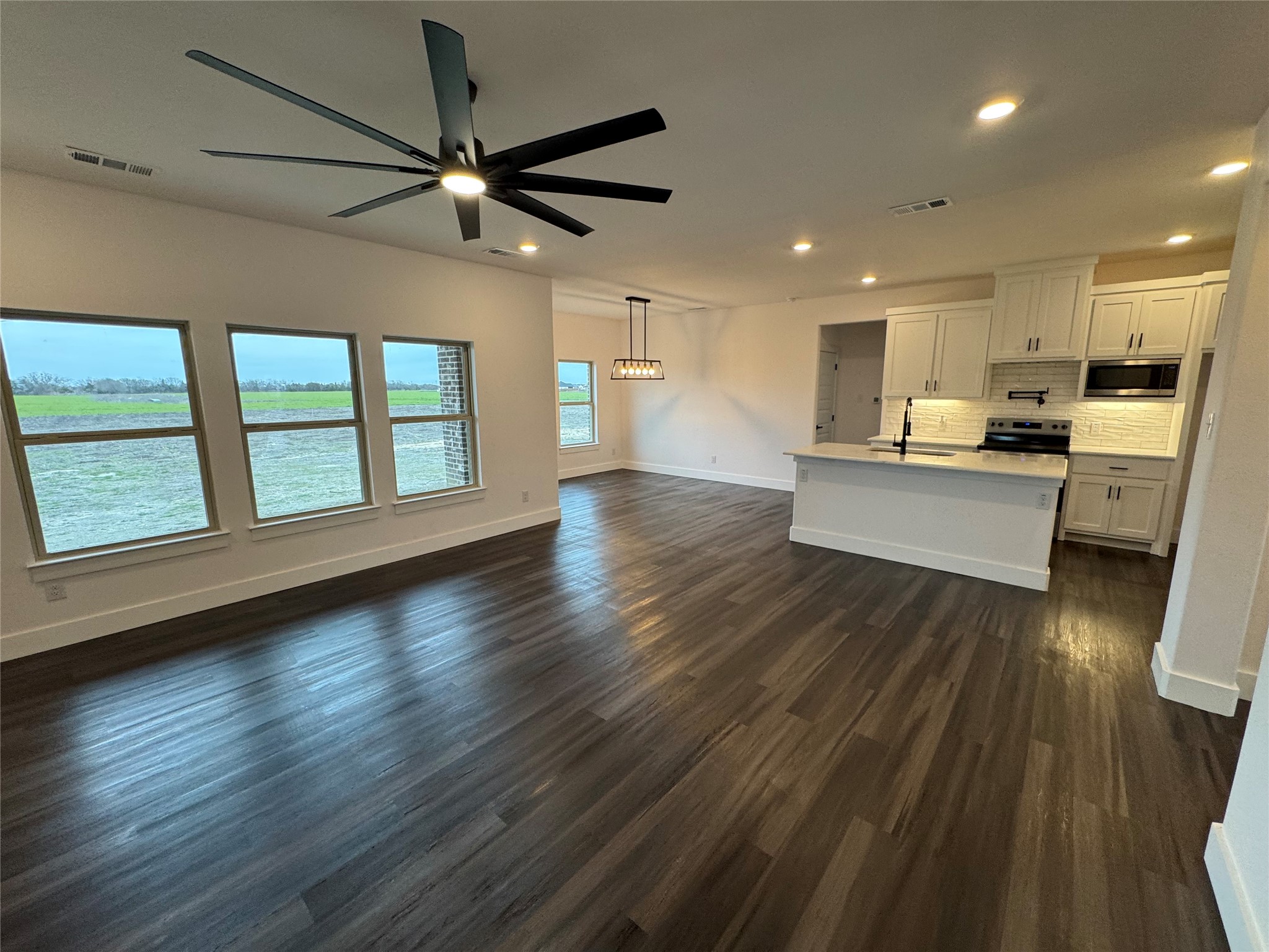801 Ebenezer Palmer TX 75152