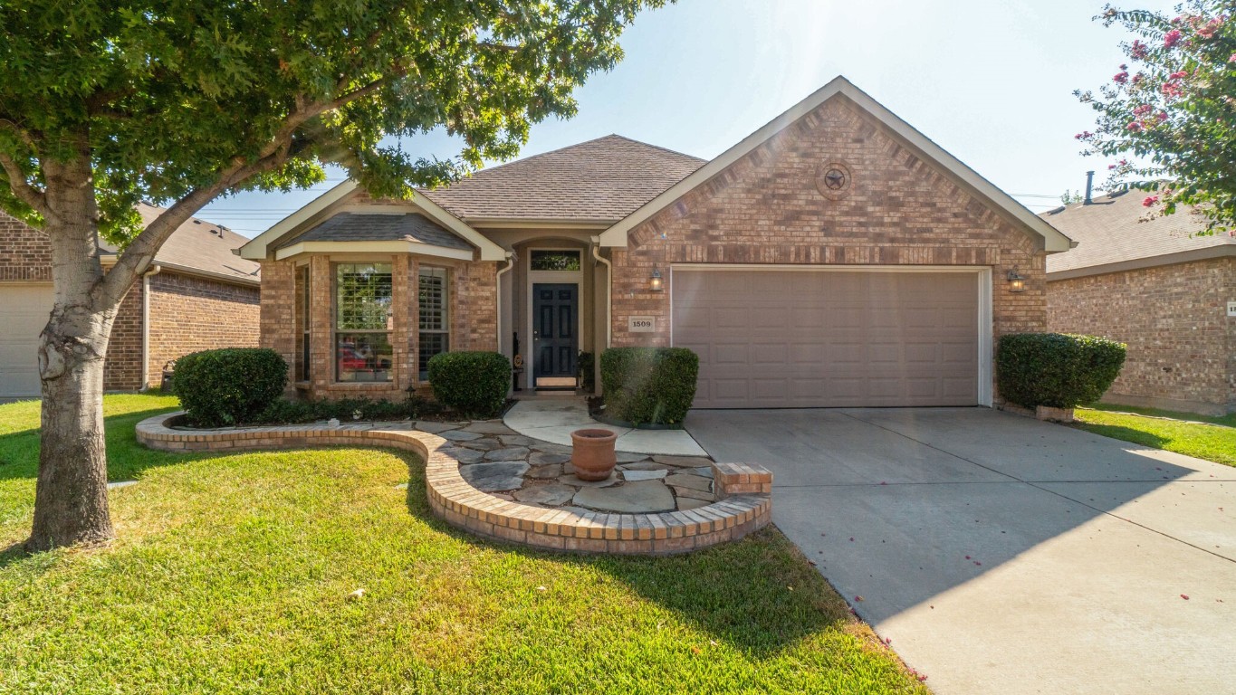 1509 Lake Pine Drive Little Elm TX 75068