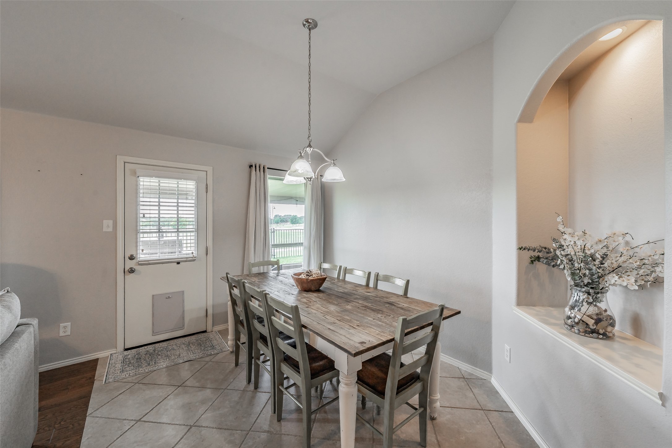 245 Cedar Crest Drive Justin TX 76247