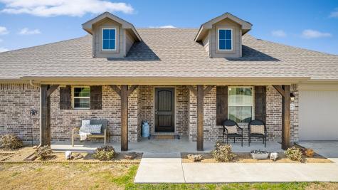152 Crest Lane Decatur TX 76234