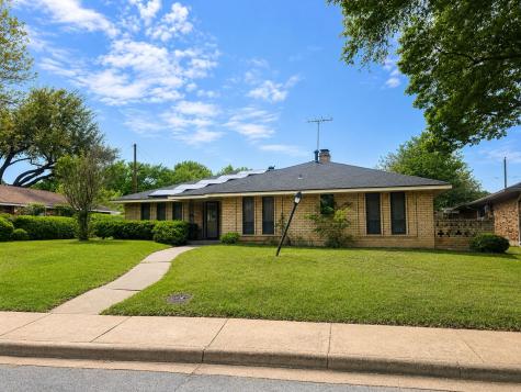 2147 Oak Valley Lane Dallas TX 75232