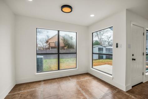 703 Meadowcreek Court Garland TX 75043