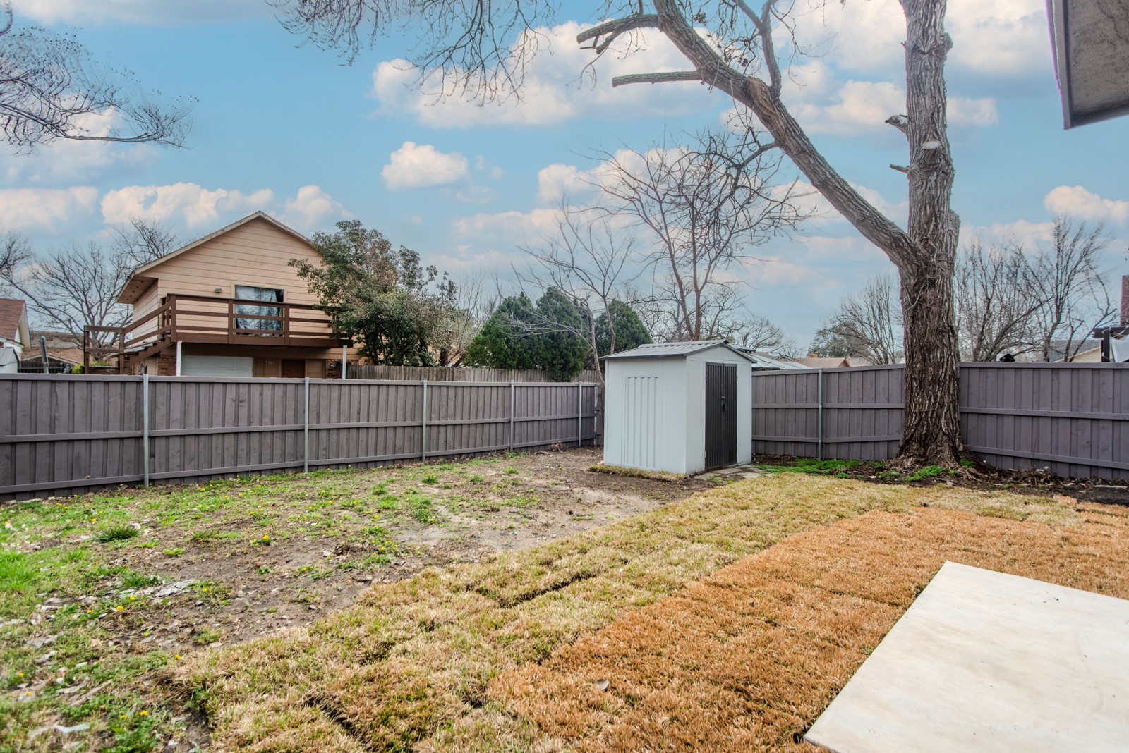 703 Meadowcreek Court Garland TX 75043